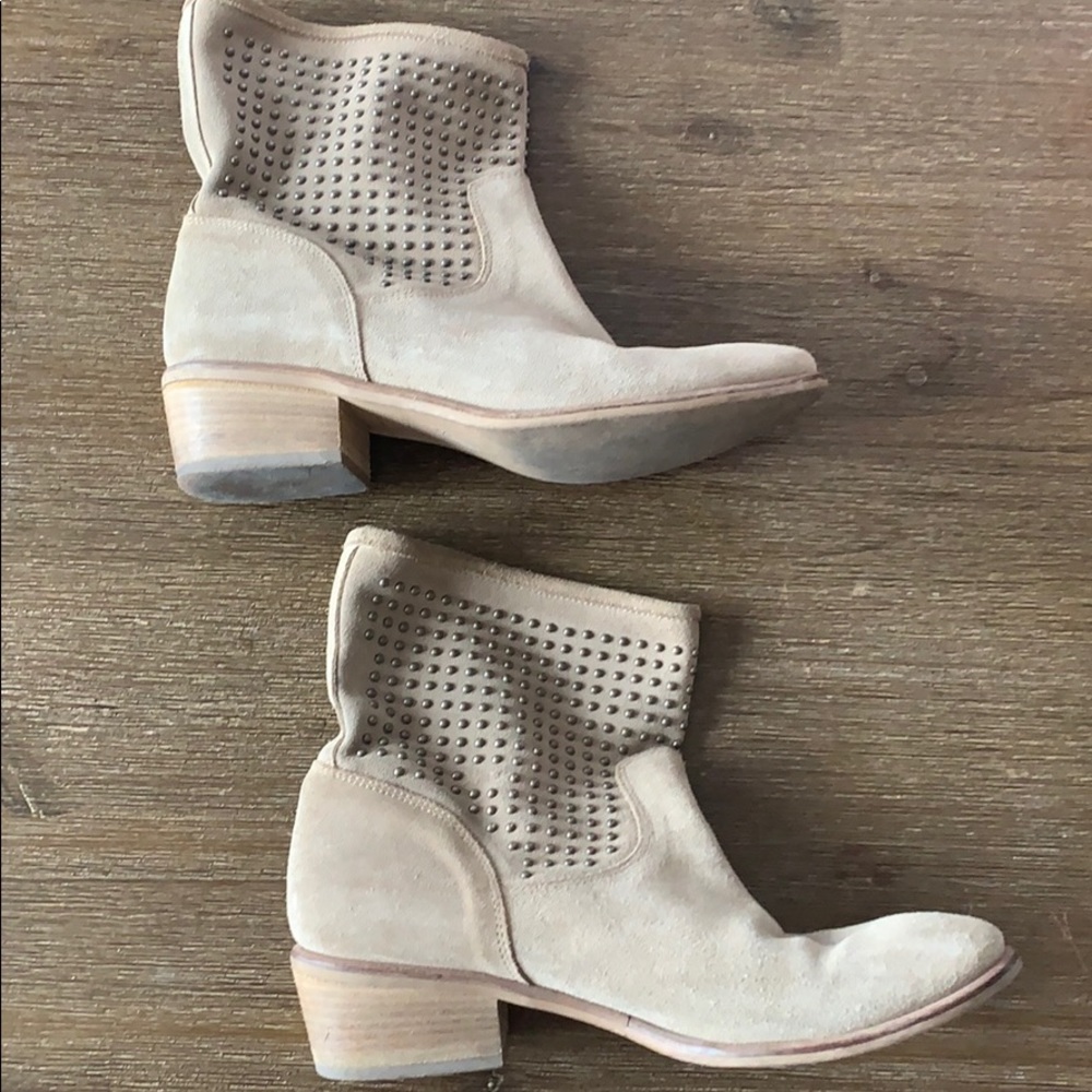 Minnelli boots